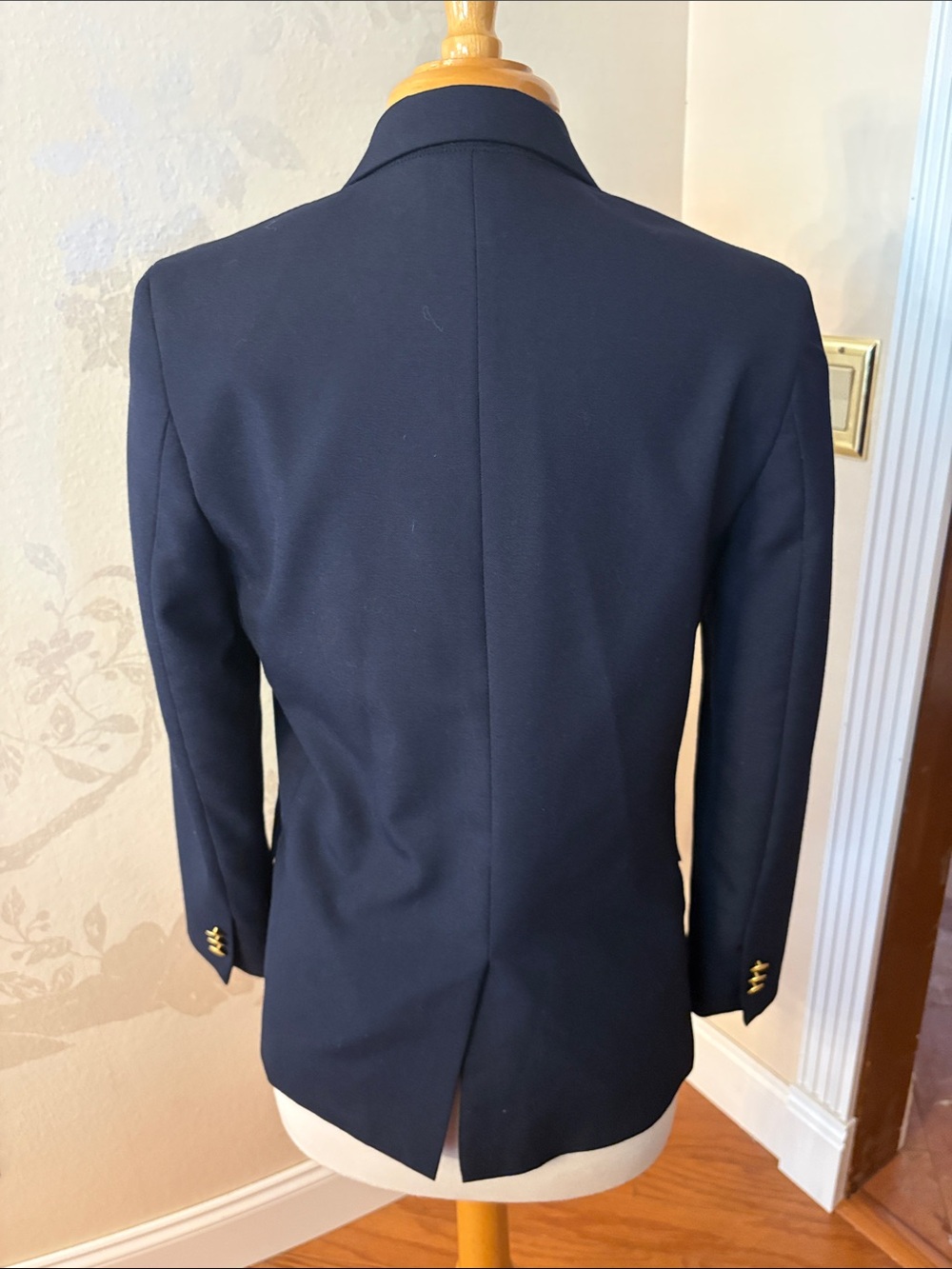 Lands' End Boys Navy Blazer with Gold Buttons - Picture 4 of 4